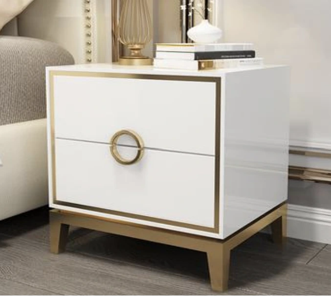 Quirk Side Table
