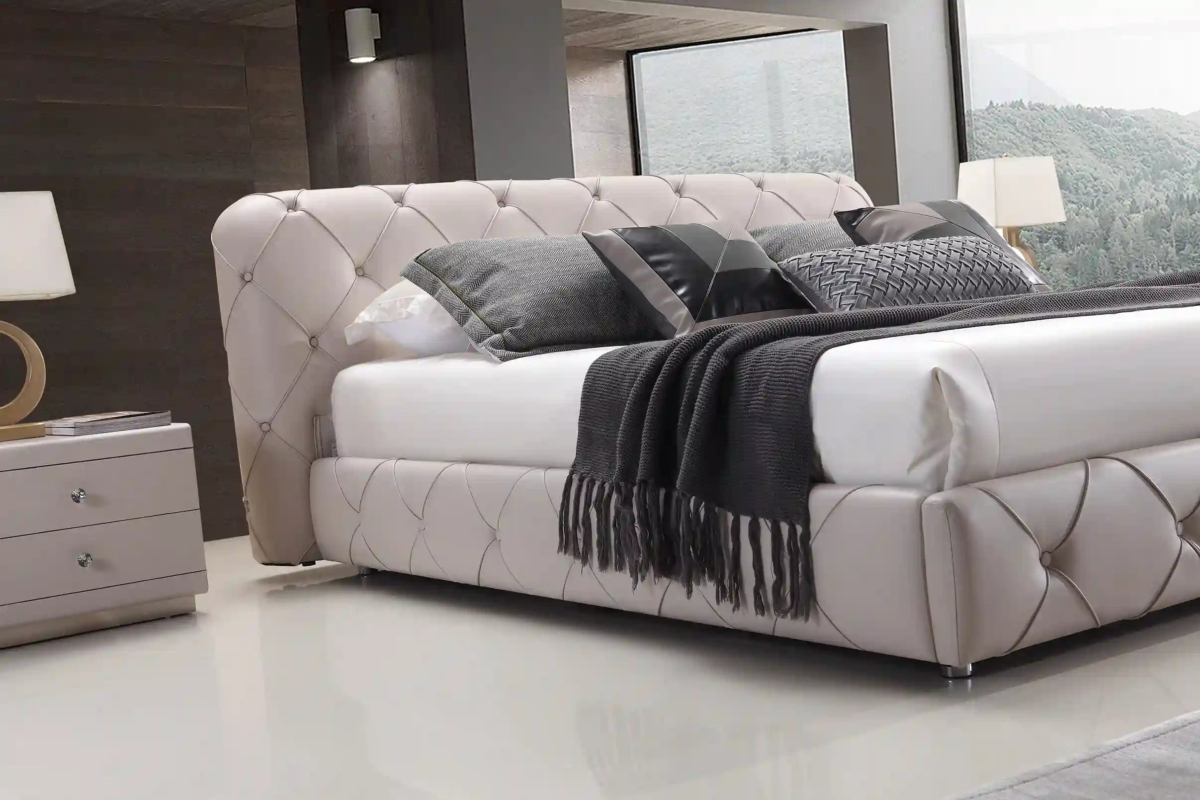 Kingsman Bed Set