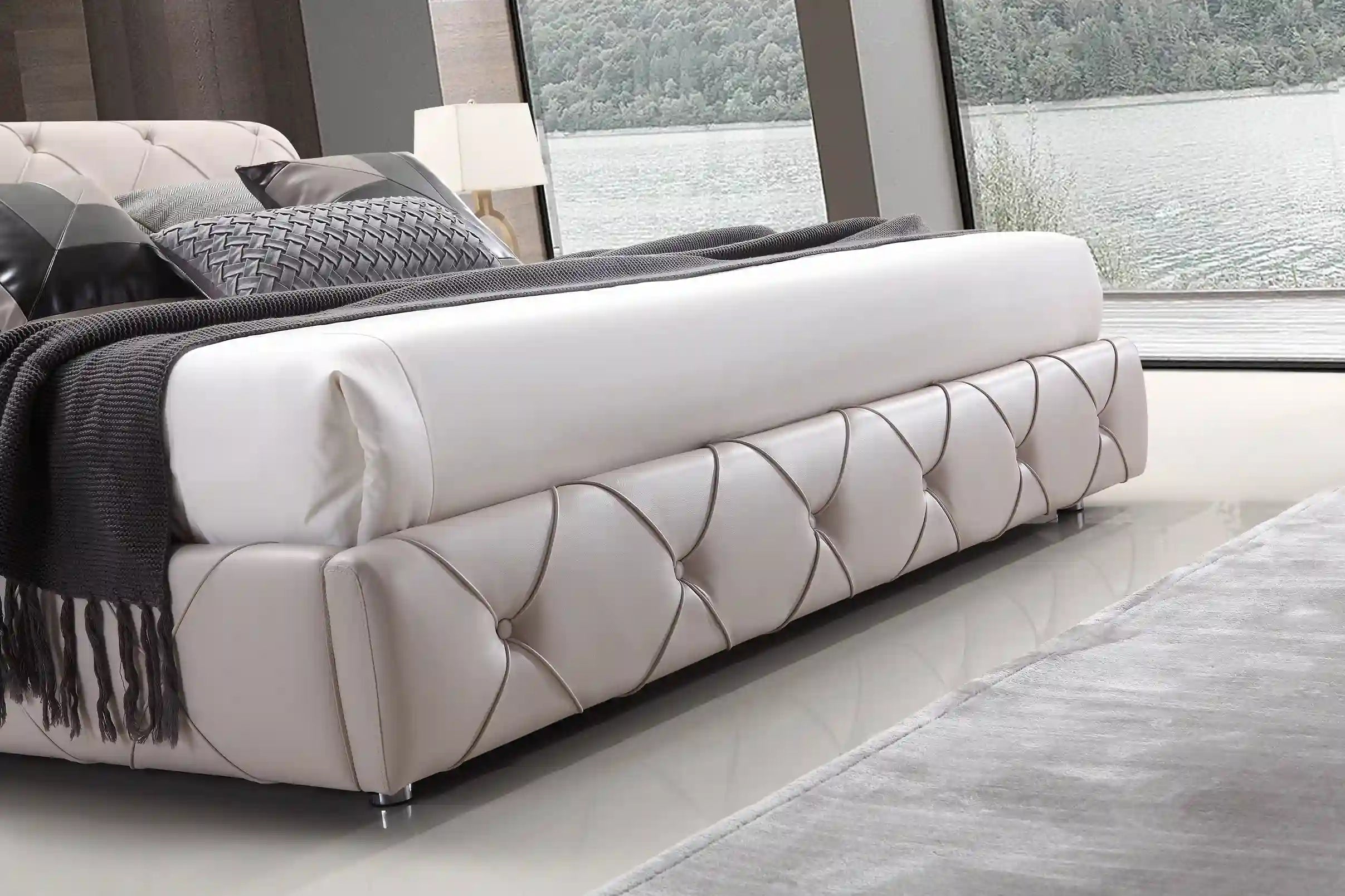 Kingsman Bed Set